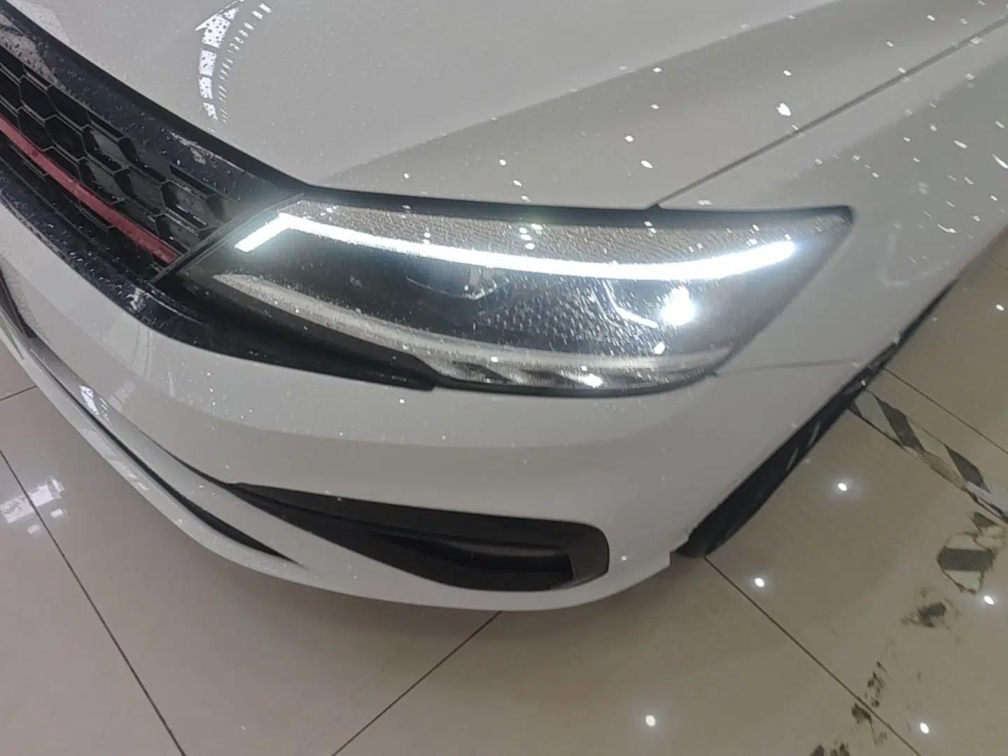 Volkswagen Lamando 2019 280TSI DSG Comfort Edition China VI standard — миниатюра 8
