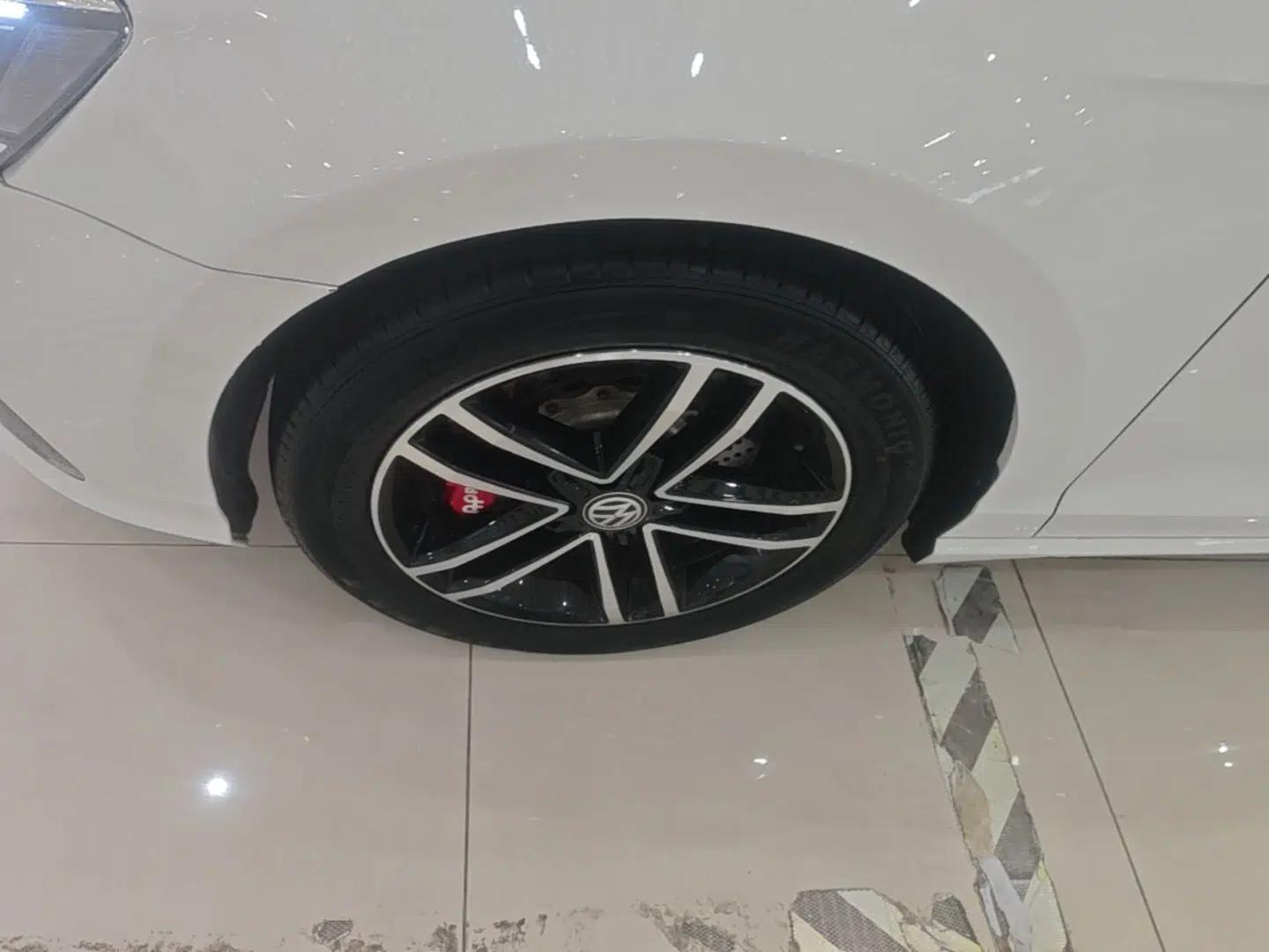 Volkswagen Lamando 2019 280TSI DSG Comfort Edition China VI standard — миниатюра 10
