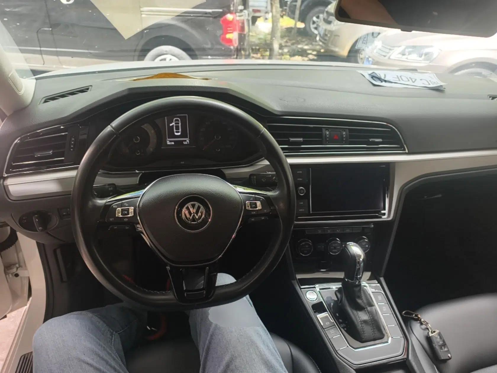 Volkswagen Lamando 2019 280TSI DSG Comfort Edition China VI standard — миниатюра 17