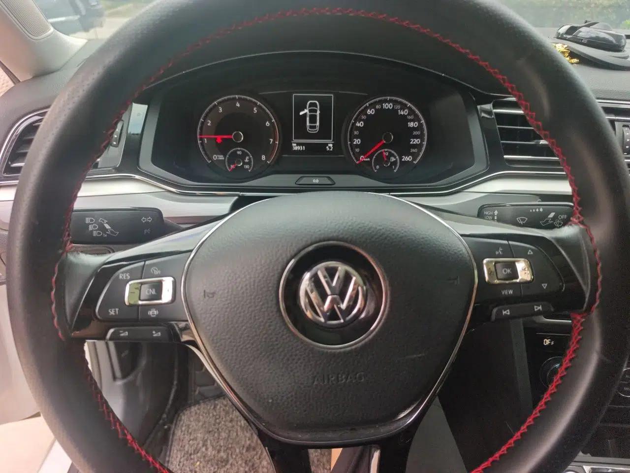 Volkswagen Lamando 2019 280TSI DSG Comfort Edition China VI standard — миниатюра 11