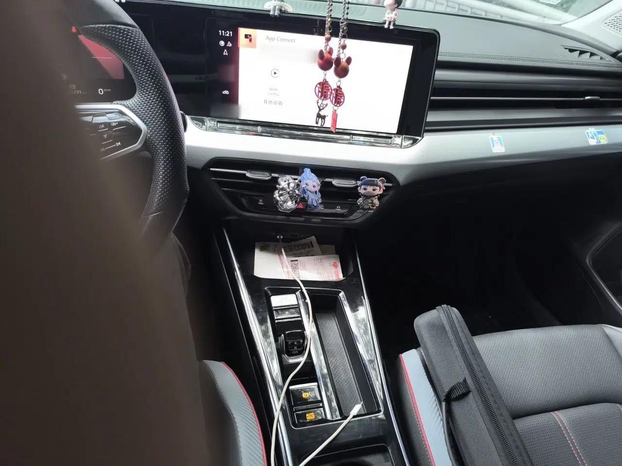 Volkswagen Lamando 2023 Lavida L 280TSI DSG Cool & Spicy Edition — миниатюра 12