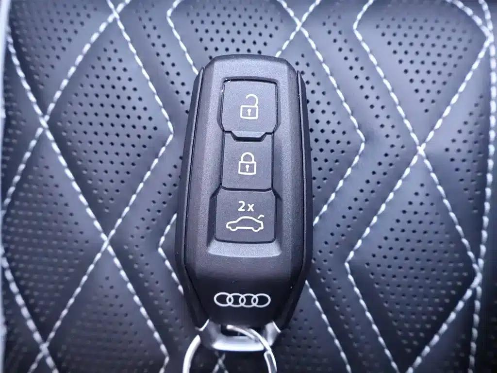 Audi A5L 2026 2.0T Sport quattro — миниатюра 25