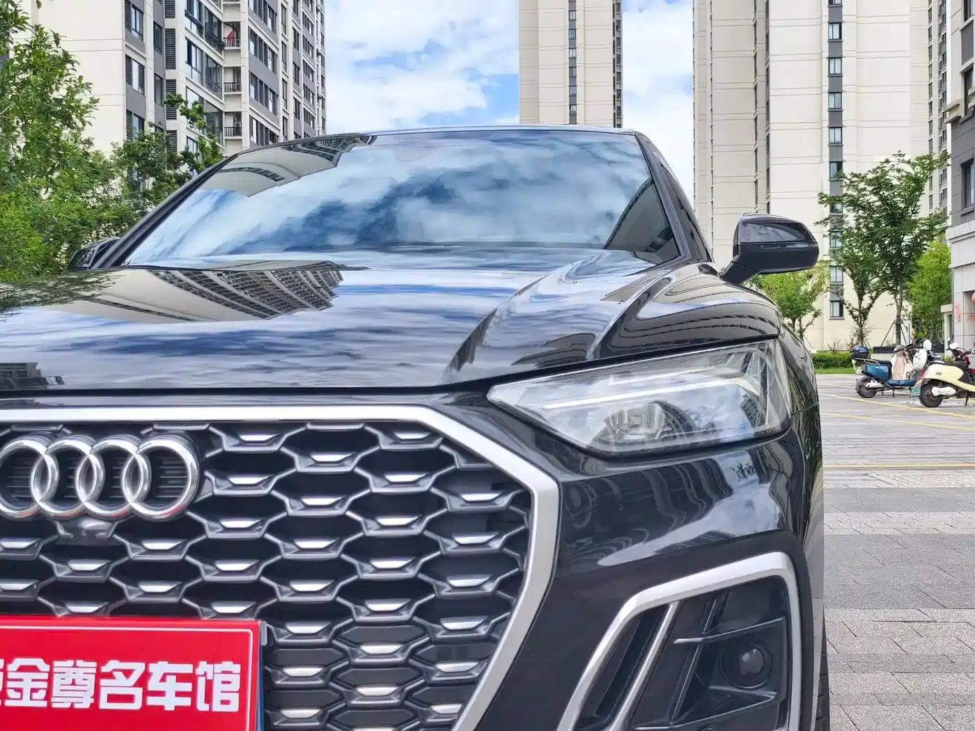 Audi Q5L Sportback 2022 40 TFSI Luxury — миниатюра 4