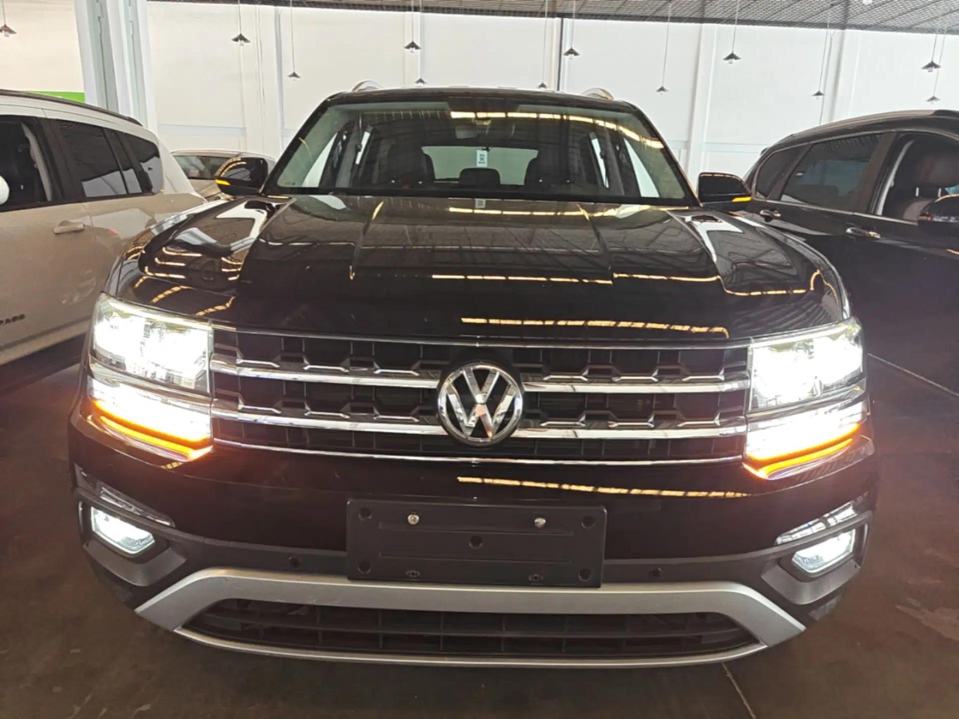 Volkswagen Teramont 2019 380TSI Four-Wheel Drive Comfort Edition China VI Standard — миниатюра 2