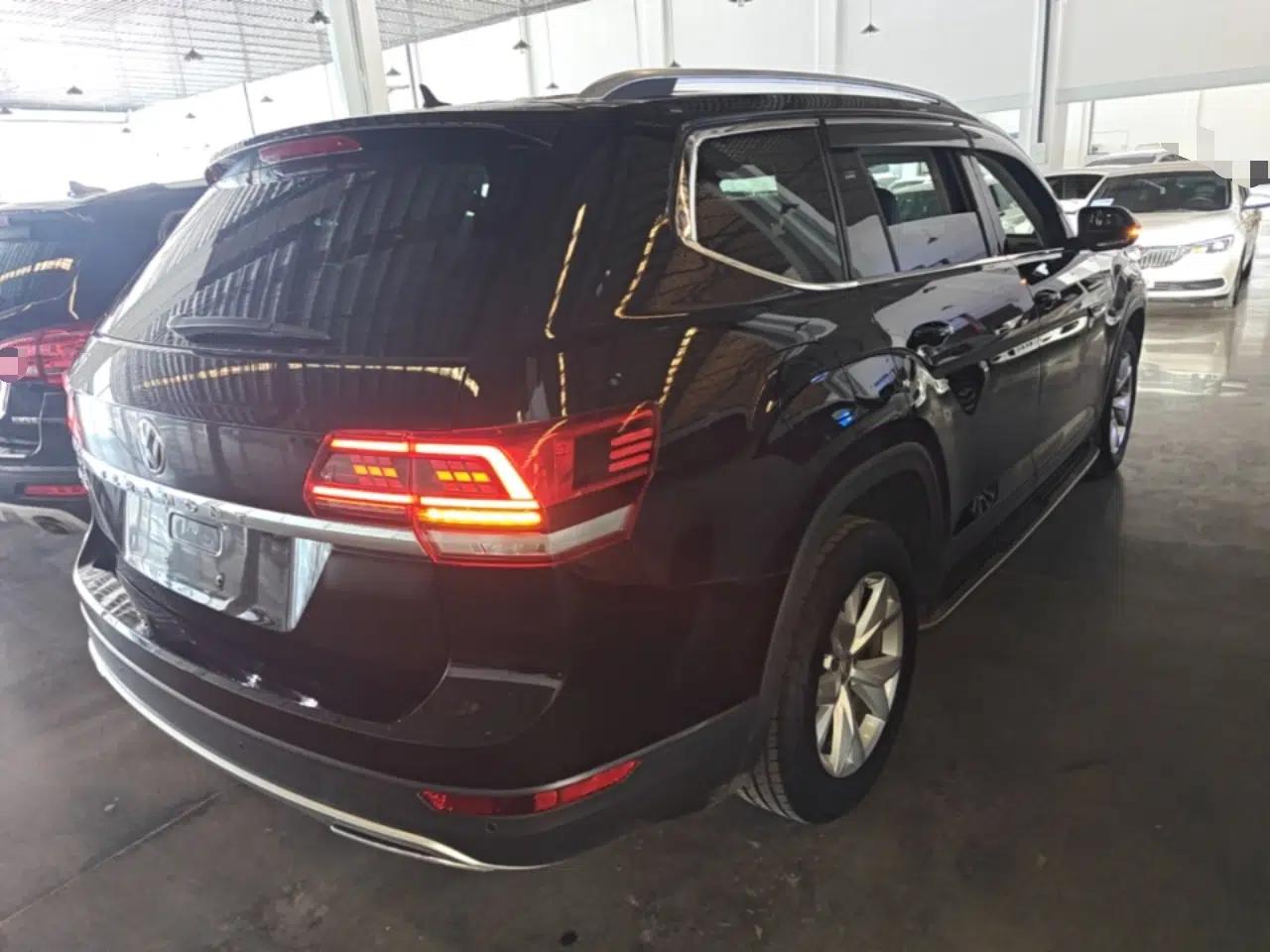 Volkswagen Teramont 2019 380TSI Four-Wheel Drive Comfort Edition China VI Standard — миниатюра 6