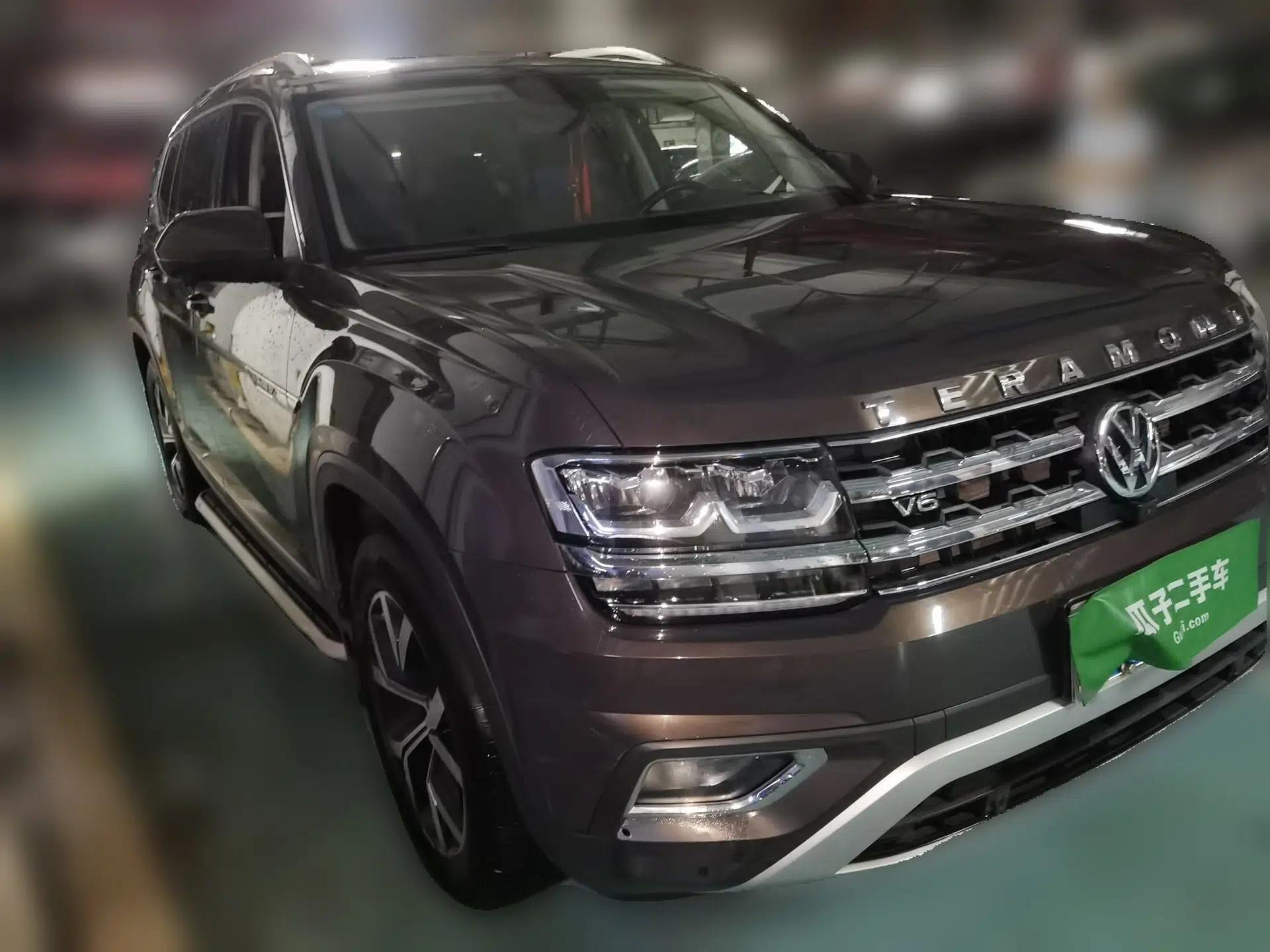 Volkswagen Teramont 2017 530 V6 Four-Wheel Drive Luxury Edition — миниатюра 3
