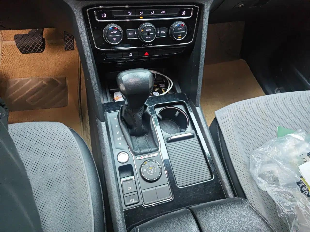 Volkswagen Teramont 2017 380TSI Four-Wheel Drive Comfort Edition — миниатюра 14