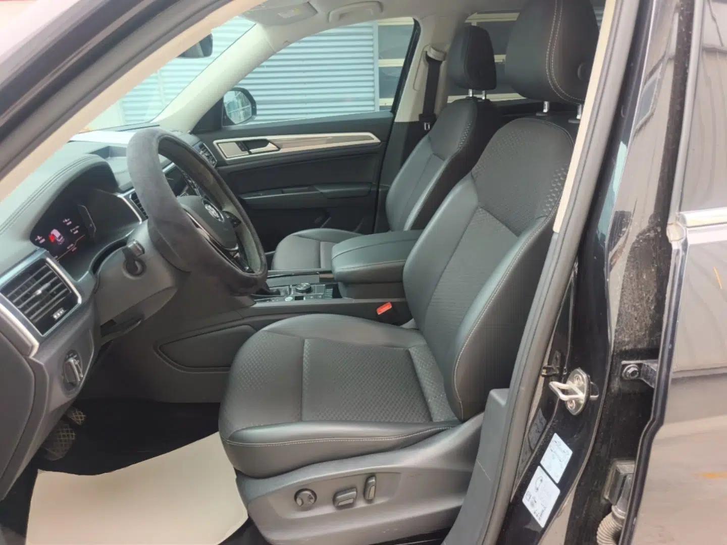 Volkswagen Teramont 2020 380TSI Four-Wheel Drive Comfort Edition China VI Standard — миниатюра 17