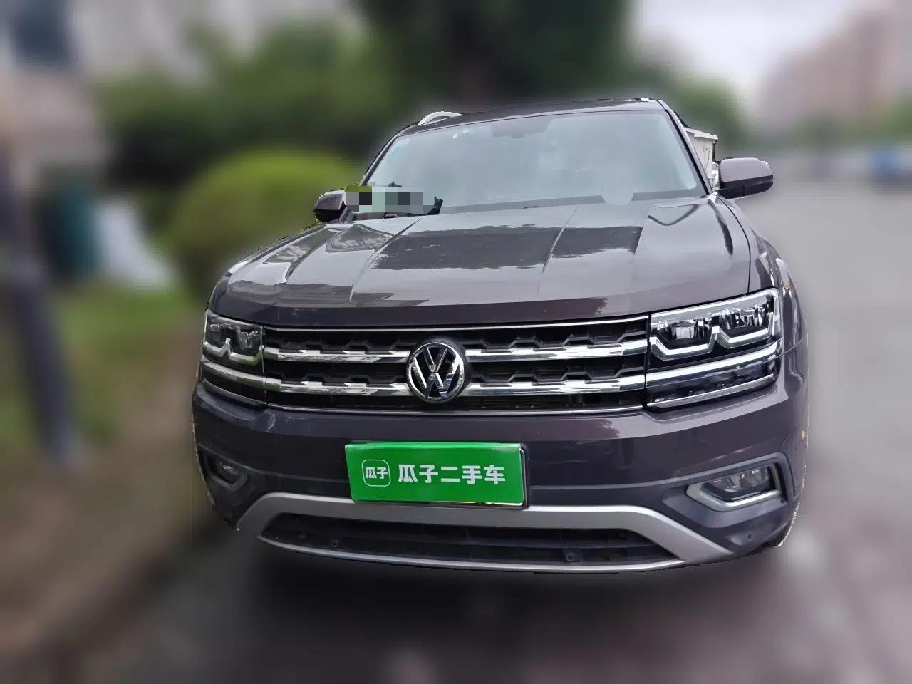Volkswagen Teramont 2019 330TSI Two-Wheel-Drive Luxury Edition China V Standard — миниатюра 2