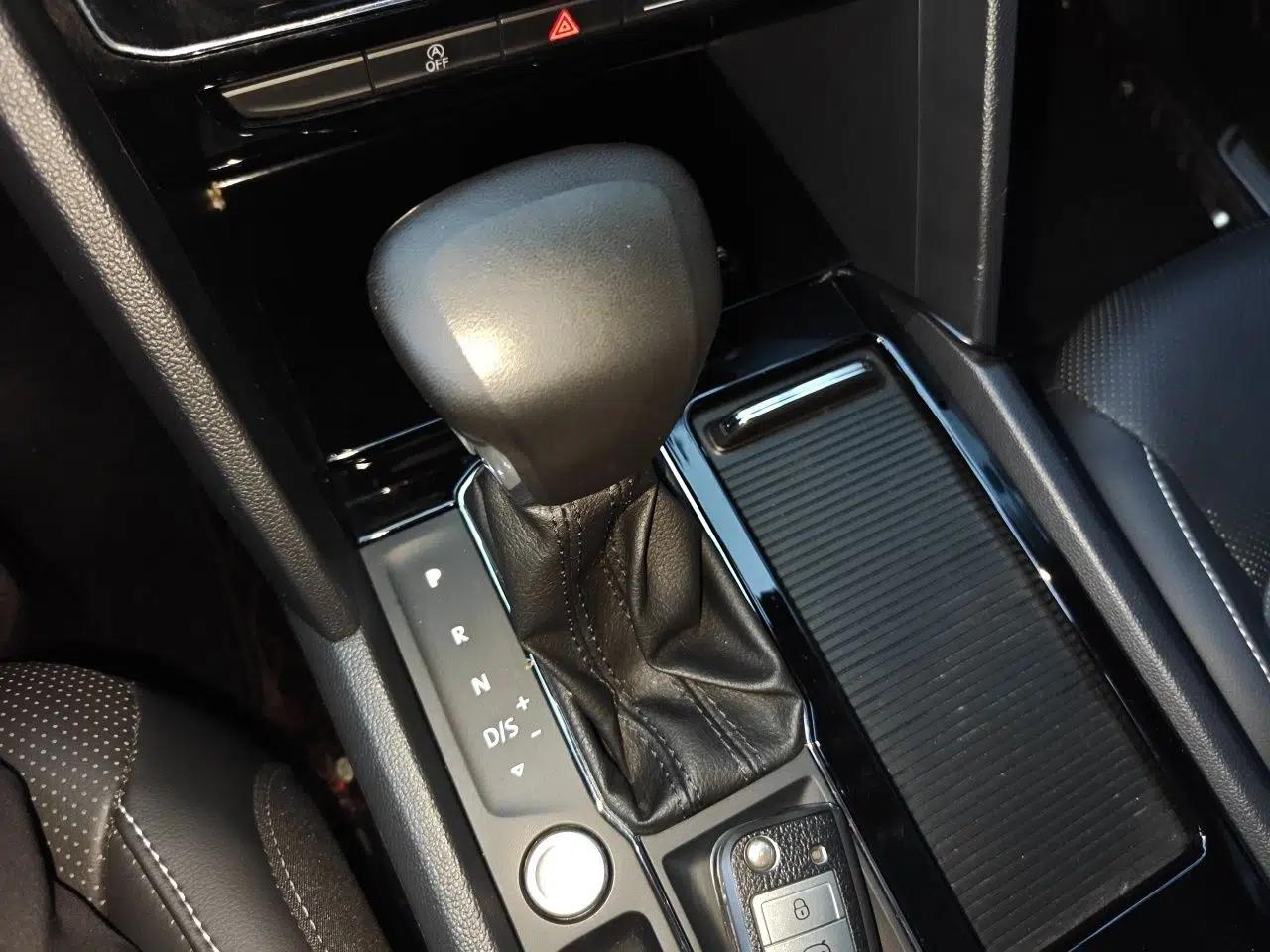 Volkswagen Teramont 2019 330TSI Two-Wheel-Drive Luxury Edition China V Standard — миниатюра 14