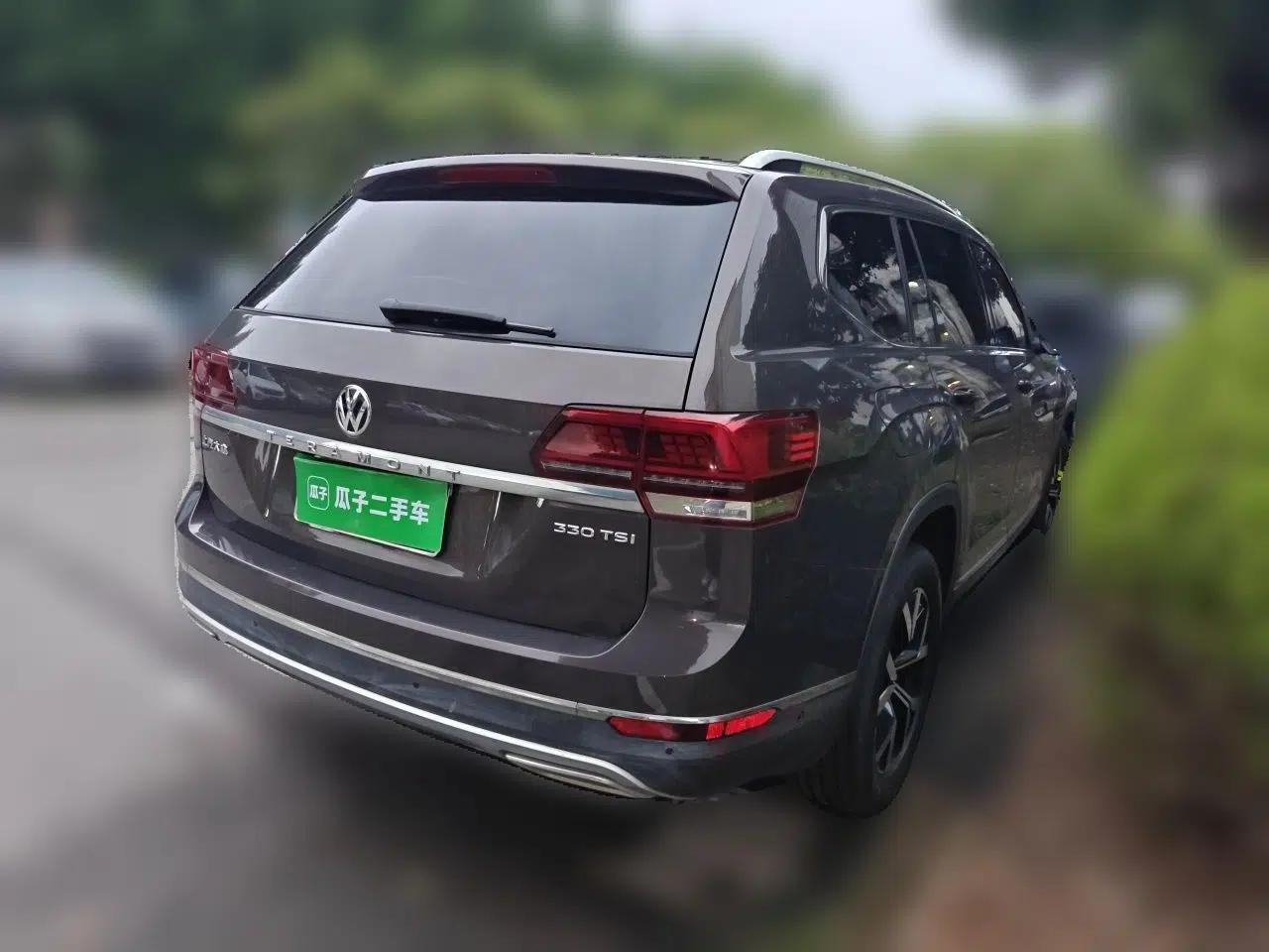 Volkswagen Teramont 2019 330TSI Two-Wheel-Drive Luxury Edition China V Standard — миниатюра 6