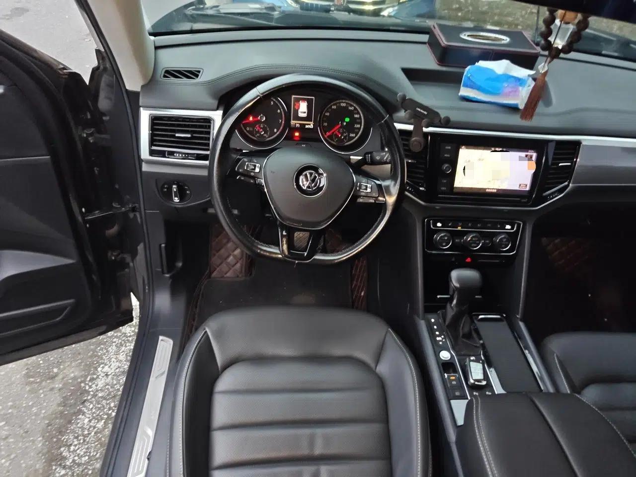 Volkswagen Teramont 2019 330TSI Two-Wheel-Drive Luxury Edition China V Standard — миниатюра 10