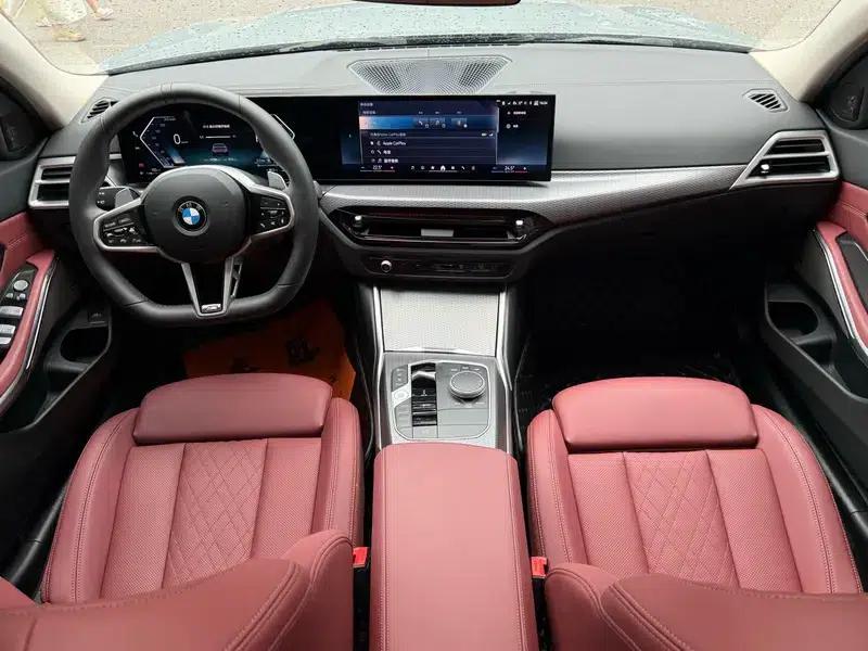2025 BMW 3 Series 330Li M Sport Shadow Edition — миниатюра 8