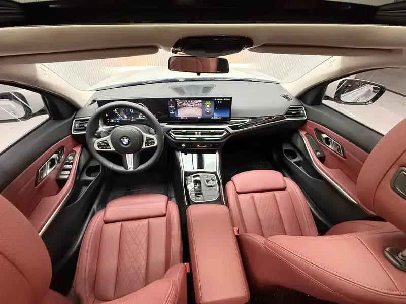 2023 BMW 3 Series 320Li M Sport Package — миниатюра 12