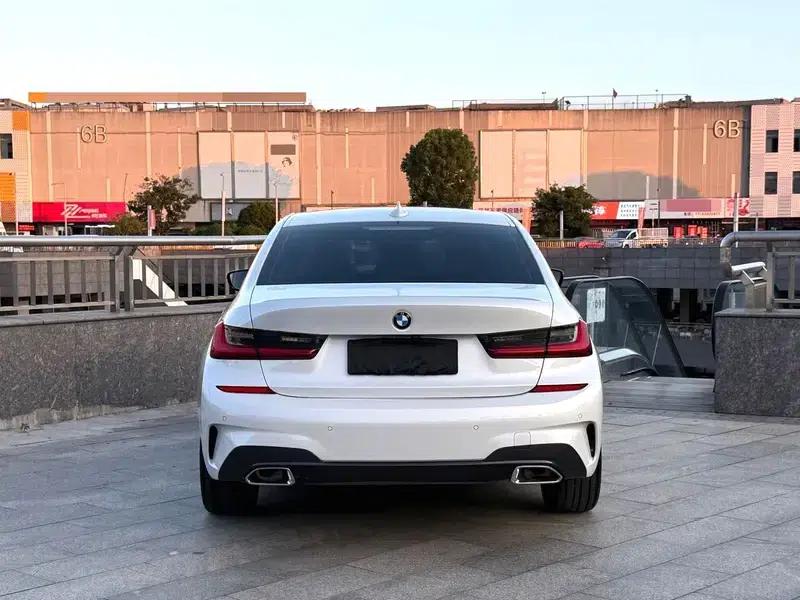 2020 BMW 3 Series 325Li M Sport Package — миниатюра 3