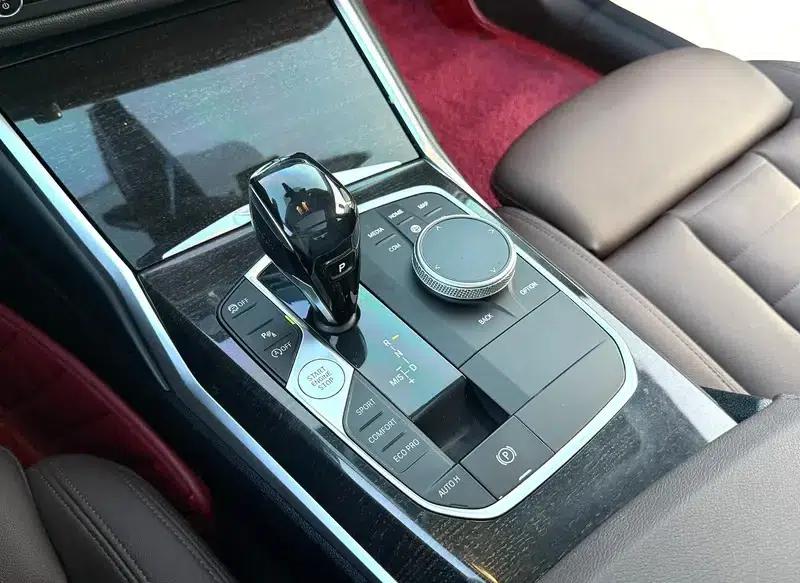 2020 BMW 3 Series 325Li M Sport Package — миниатюра 8