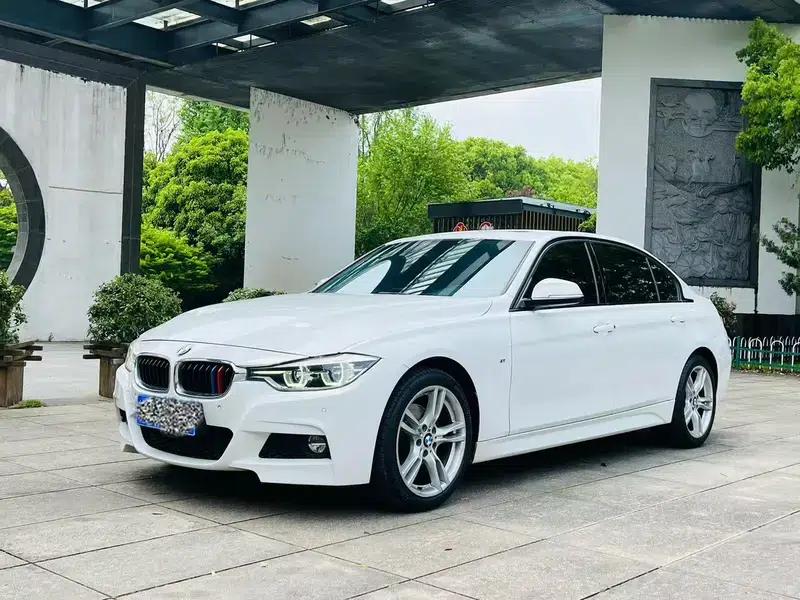 2019 BMW 3 Series 320i M Sport Package — миниатюра 1