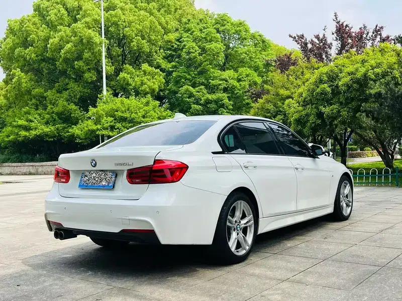 2019 BMW 3 Series 320i M Sport Package — миниатюра 5
