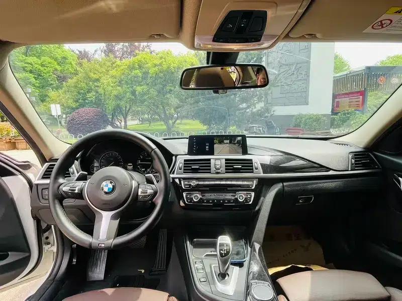 2019 BMW 3 Series 320i M Sport Package — миниатюра 7