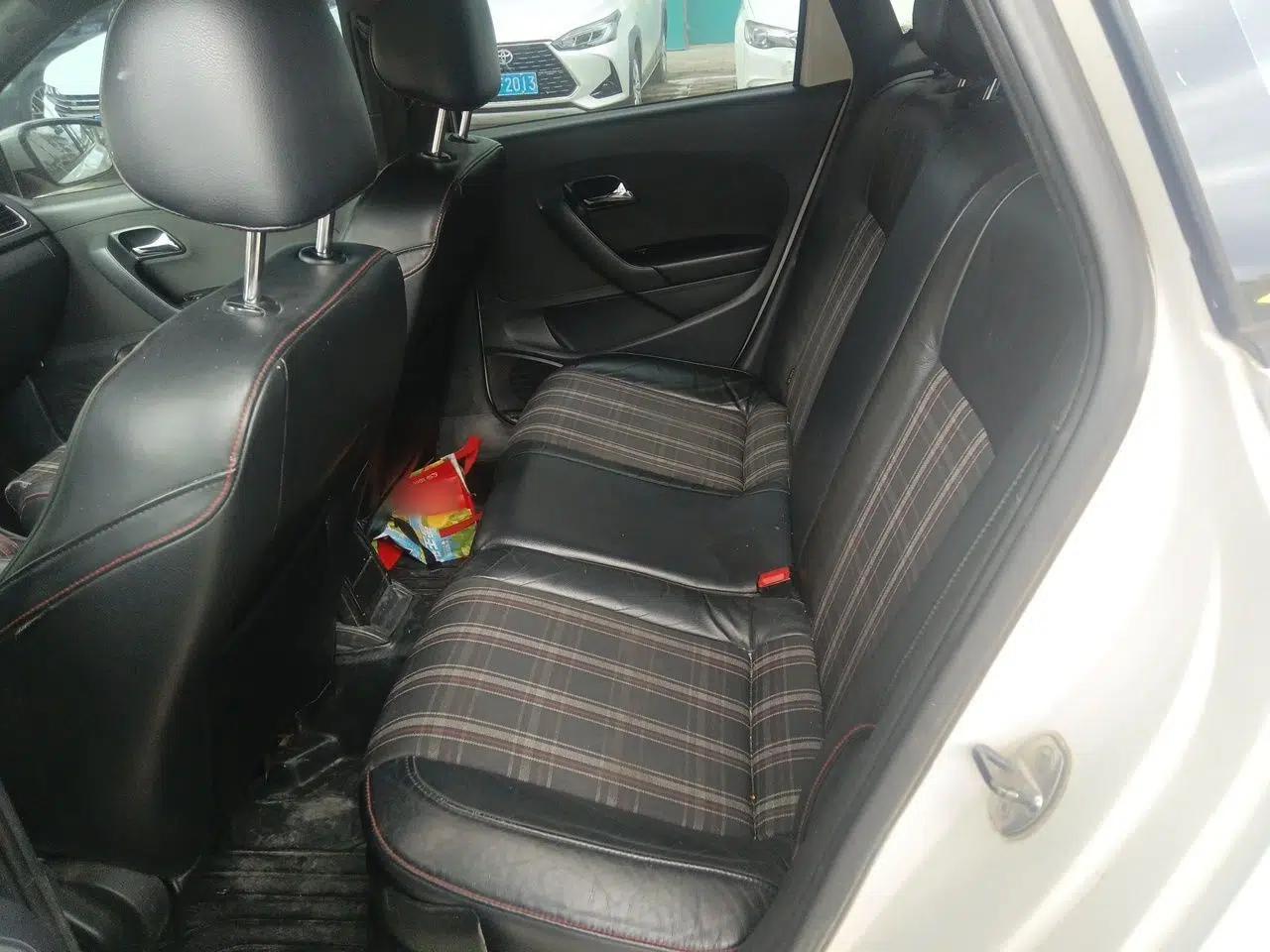 Volkswagen Polo 2012 1.4TSI GTI — миниатюра 17