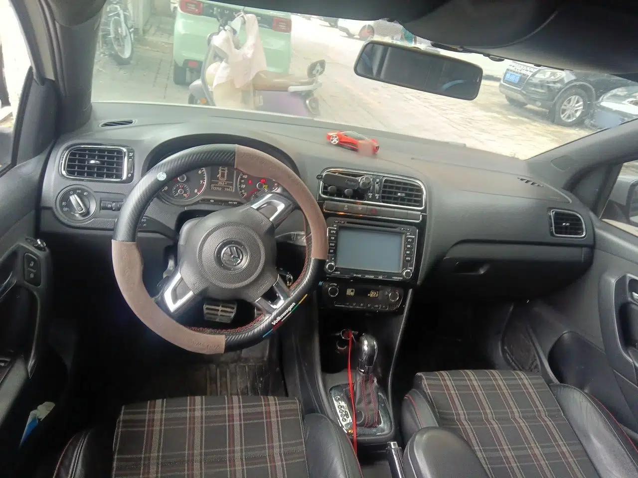 Volkswagen Polo 2012 1.4TSI GTI — миниатюра 9