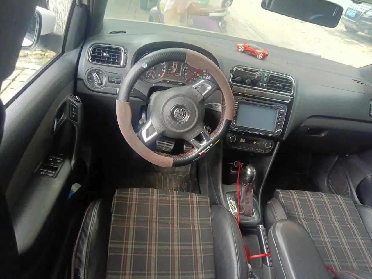 Volkswagen Polo 2012 1.4TSI GTI — миниатюра 10