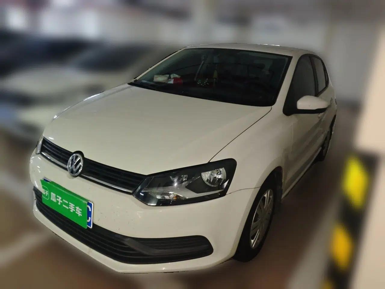 Volkswagen Polo 2018 1.5L Manual Drive-Comfort Model — миниатюра 1