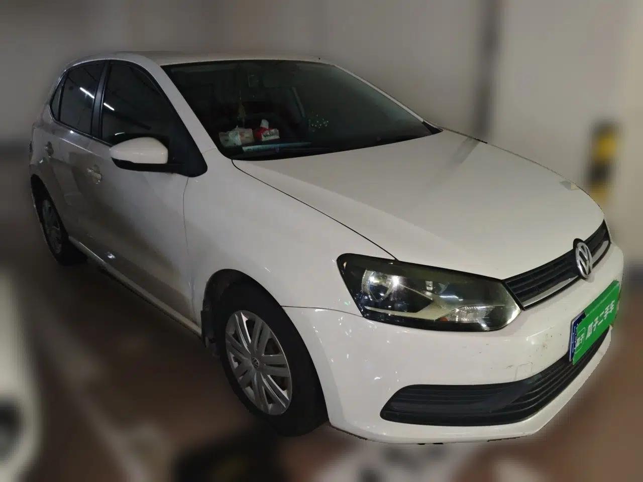 Volkswagen Polo 2018 1.5L Manual Drive-Comfort Model — миниатюра 3