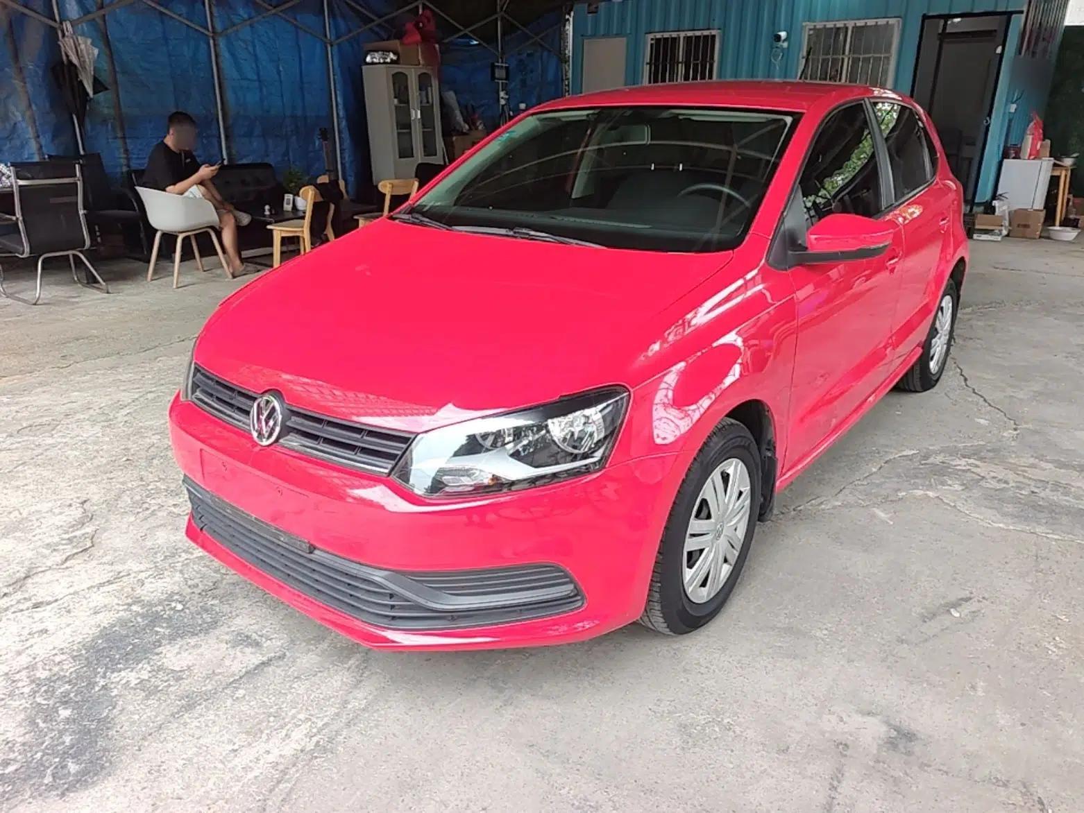 Volkswagen Polo 2016 1.4L Manual Fashion Model — миниатюра 1