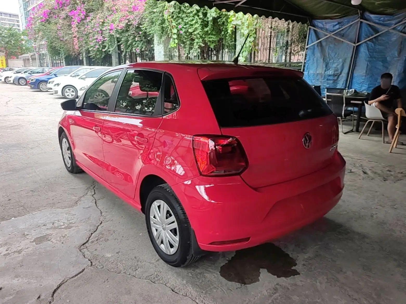 Volkswagen Polo 2016 1.4L Manual Fashion Model — миниатюра 4