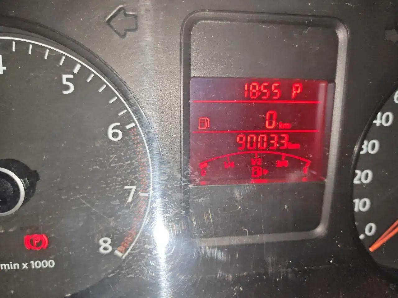Volkswagen Polo 2011 1.4L Automatic ZhiCool Edition — миниатюра 12