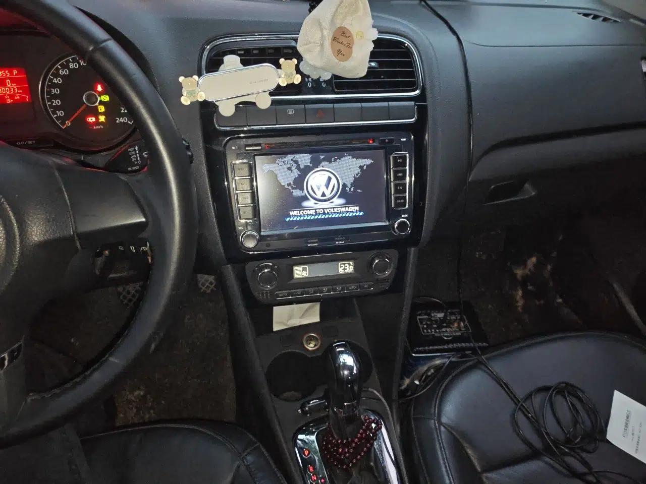Volkswagen Polo 2011 1.4L Automatic ZhiCool Edition — миниатюра 13