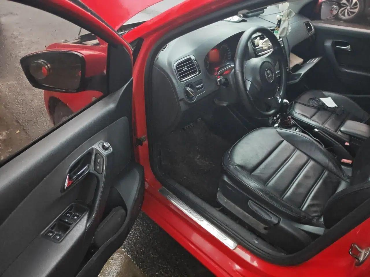 Volkswagen Polo 2011 1.4L Automatic ZhiCool Edition — миниатюра 16