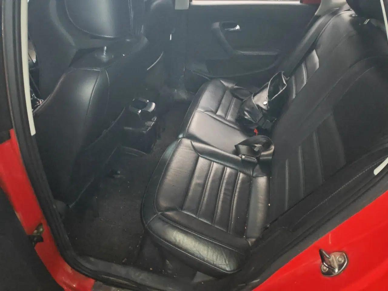 Volkswagen Polo 2011 1.4L Automatic ZhiCool Edition — миниатюра 17