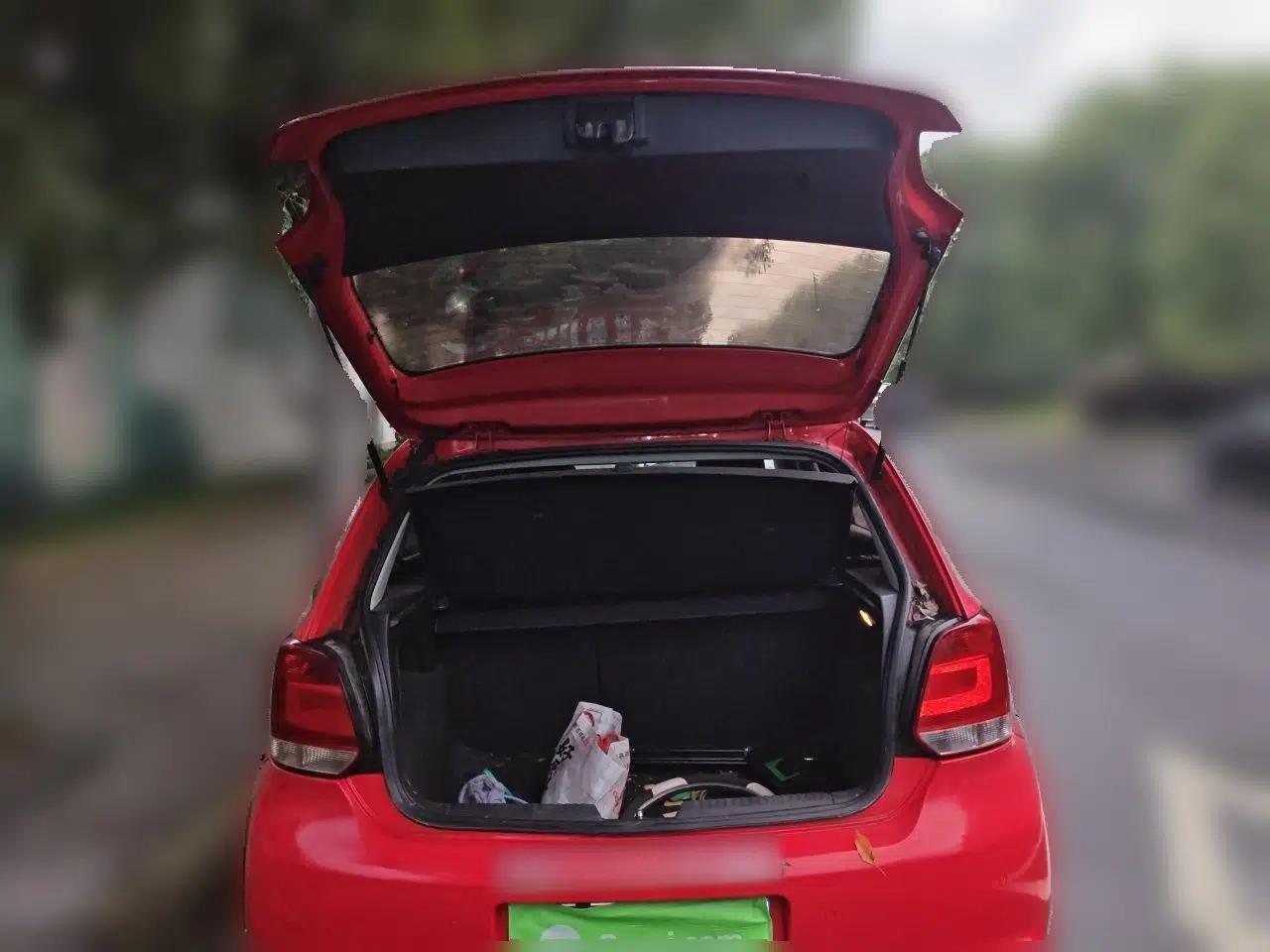 Volkswagen Polo 2011 1.4L Automatic ZhiCool Edition — миниатюра 19