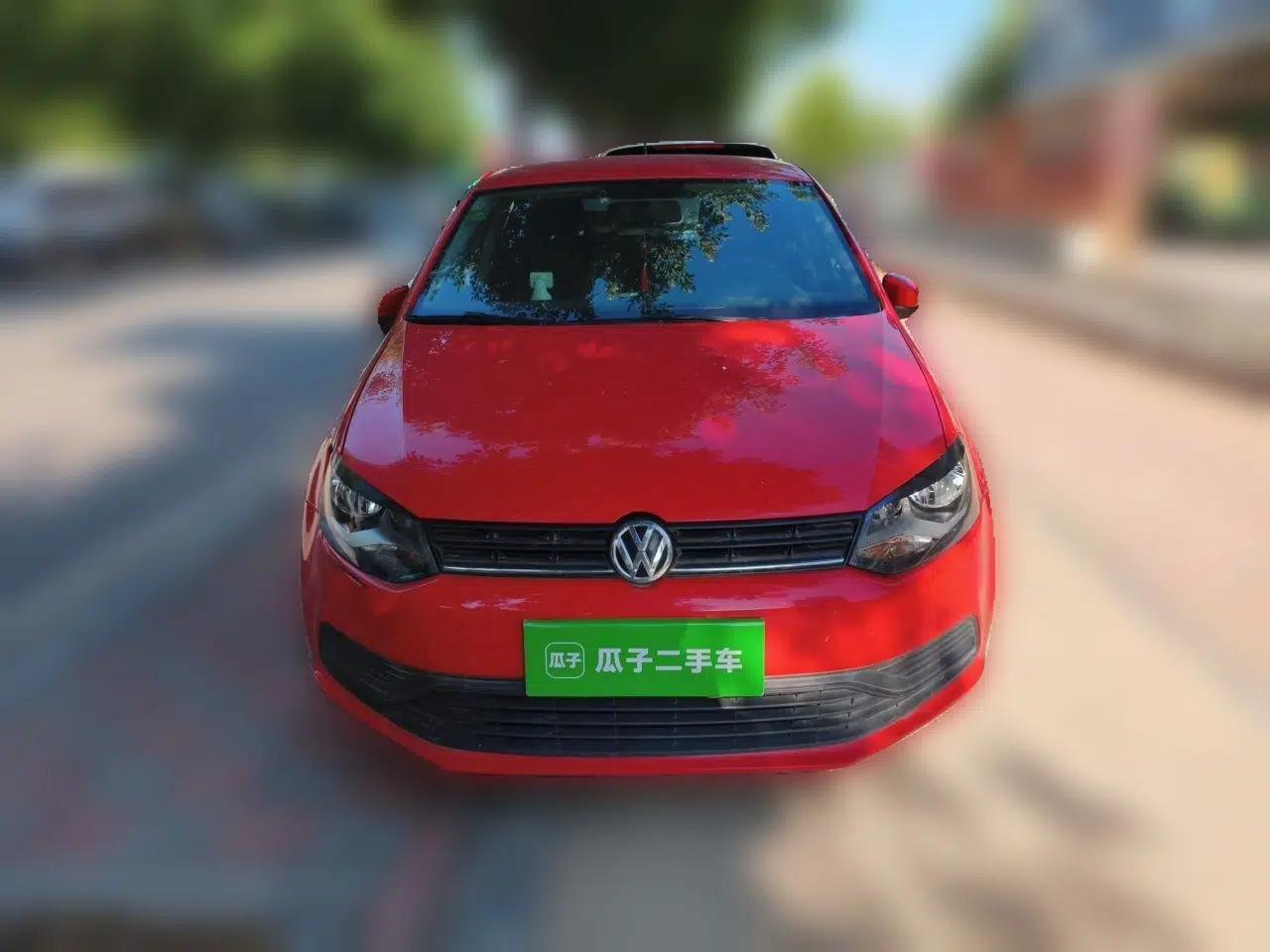 Volkswagen Polo 2014 1.4L Manual Fashion Edition — миниатюра 2