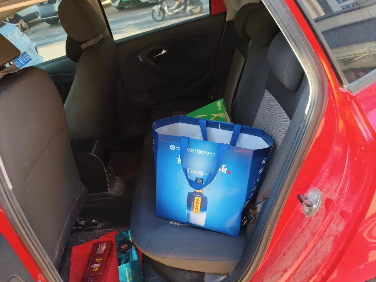 Volkswagen Polo 2014 1.4L Manual Fashion Edition — миниатюра 17