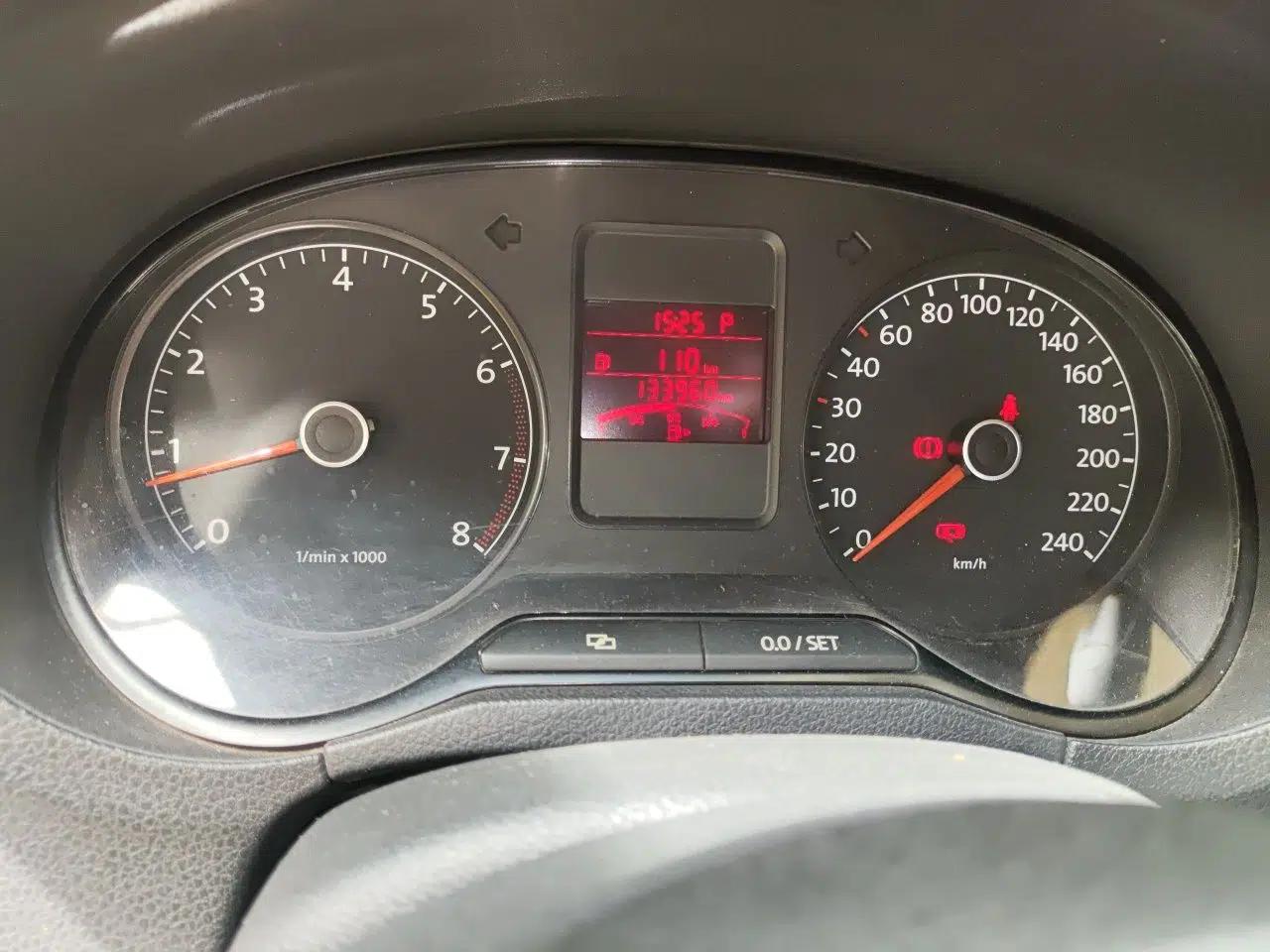 Volkswagen Polo 2011 1.4L Automatic ZhiCool Edition — миниатюра 11