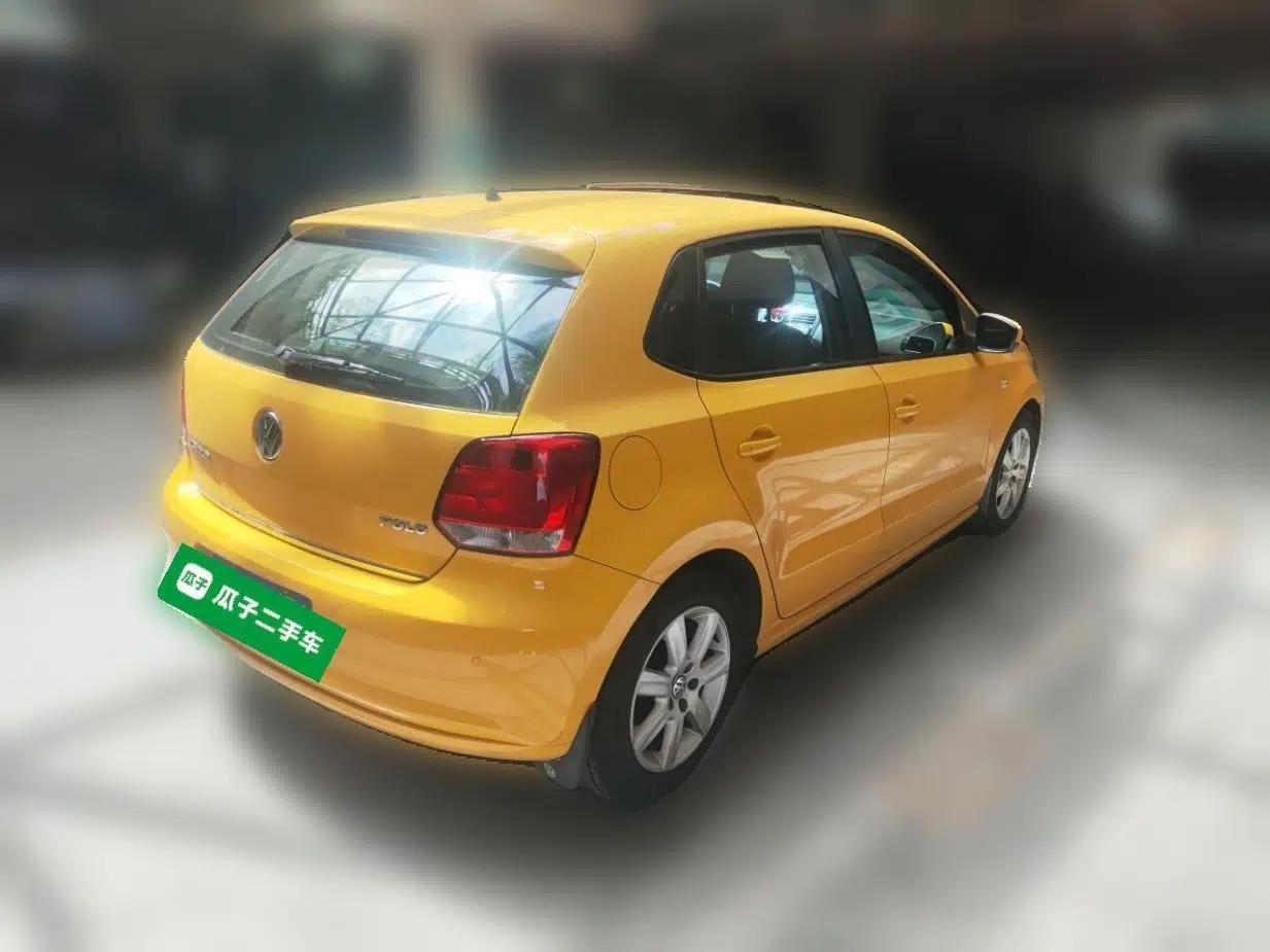 Volkswagen Polo 2011 1.4L Automatic ZhiCool Edition — миниатюра 6