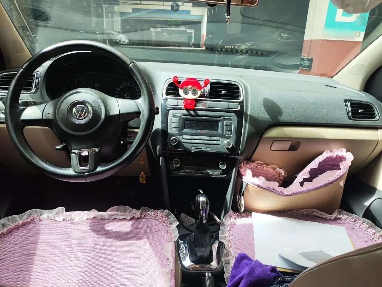 Volkswagen Polo 2011 1.4L Automatic ZhiCool Edition — миниатюра 9