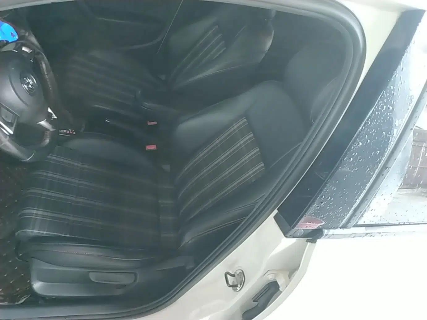 Volkswagen Polo 2012 1.4TSI GTI — миниатюра 17