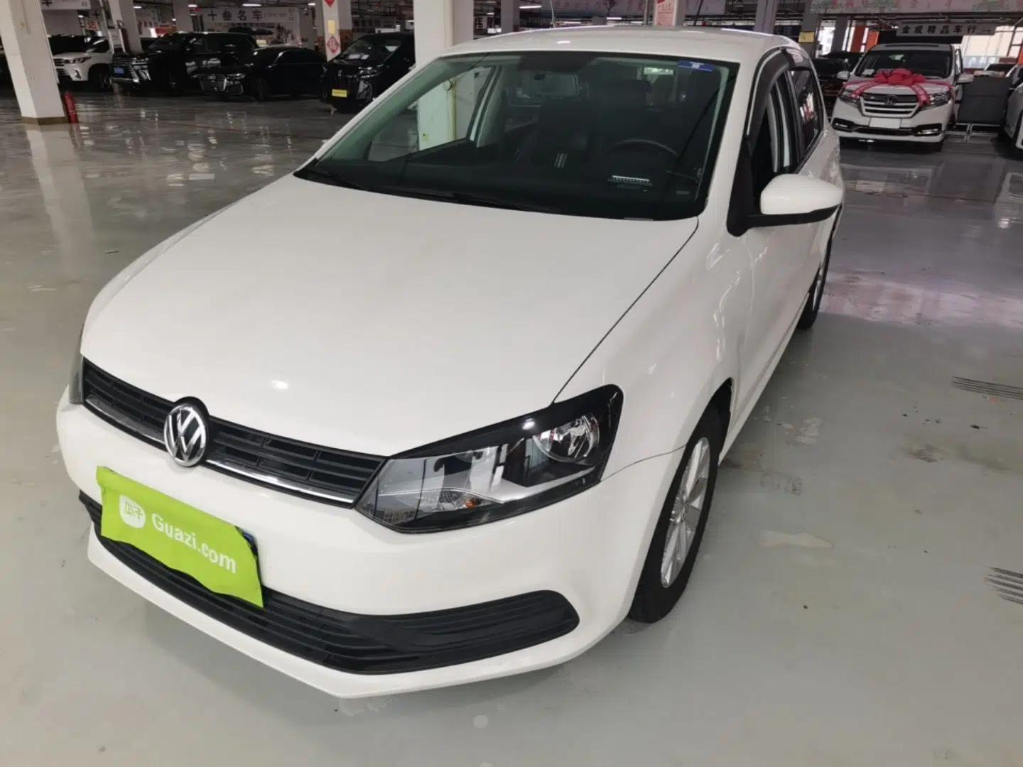Volkswagen Polo 2018 1.5L Automatic Advanced Driving Model — миниатюра 1