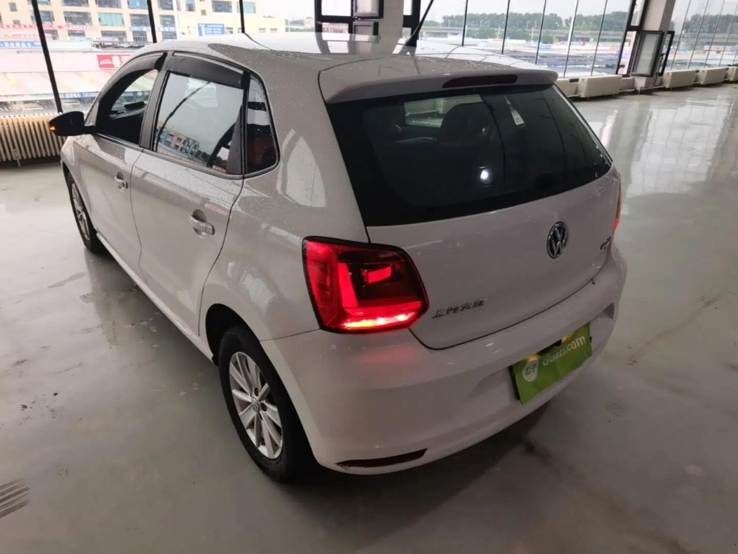 Volkswagen Polo 2018 1.5L Automatic Advanced Driving Model — миниатюра 4