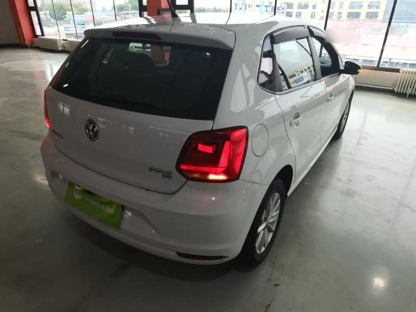 Volkswagen Polo 2018 1.5L Automatic Advanced Driving Model — миниатюра 6