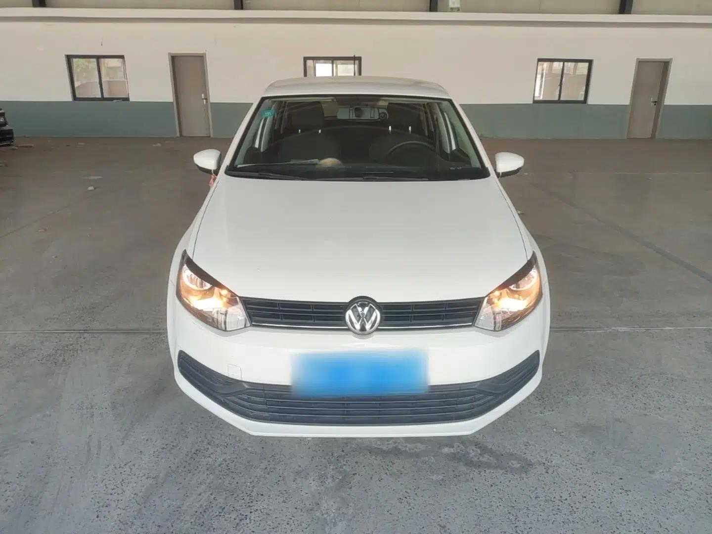 Volkswagen Polo 2018 1.5L Automatic Advanced Driving Model — миниатюра 2
