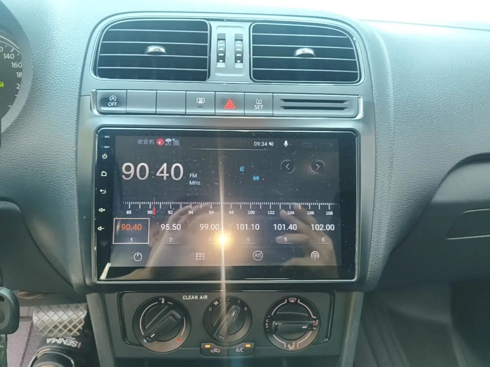 Volkswagen Polo 2018 1.5L Automatic Advanced Driving Model — миниатюра 15