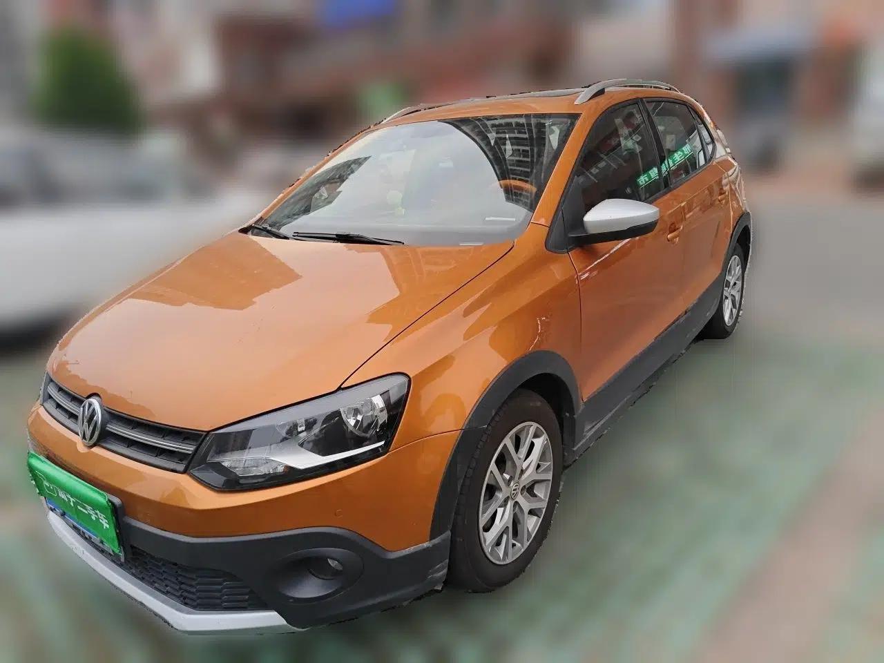 Volkswagen Polo 2014 1.6L Cross Polo Automatic — миниатюра 1