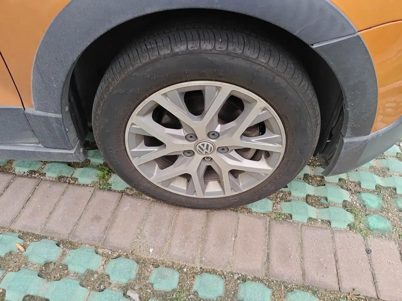 Volkswagen Polo 2014 1.6L Cross Polo Automatic — миниатюра 8