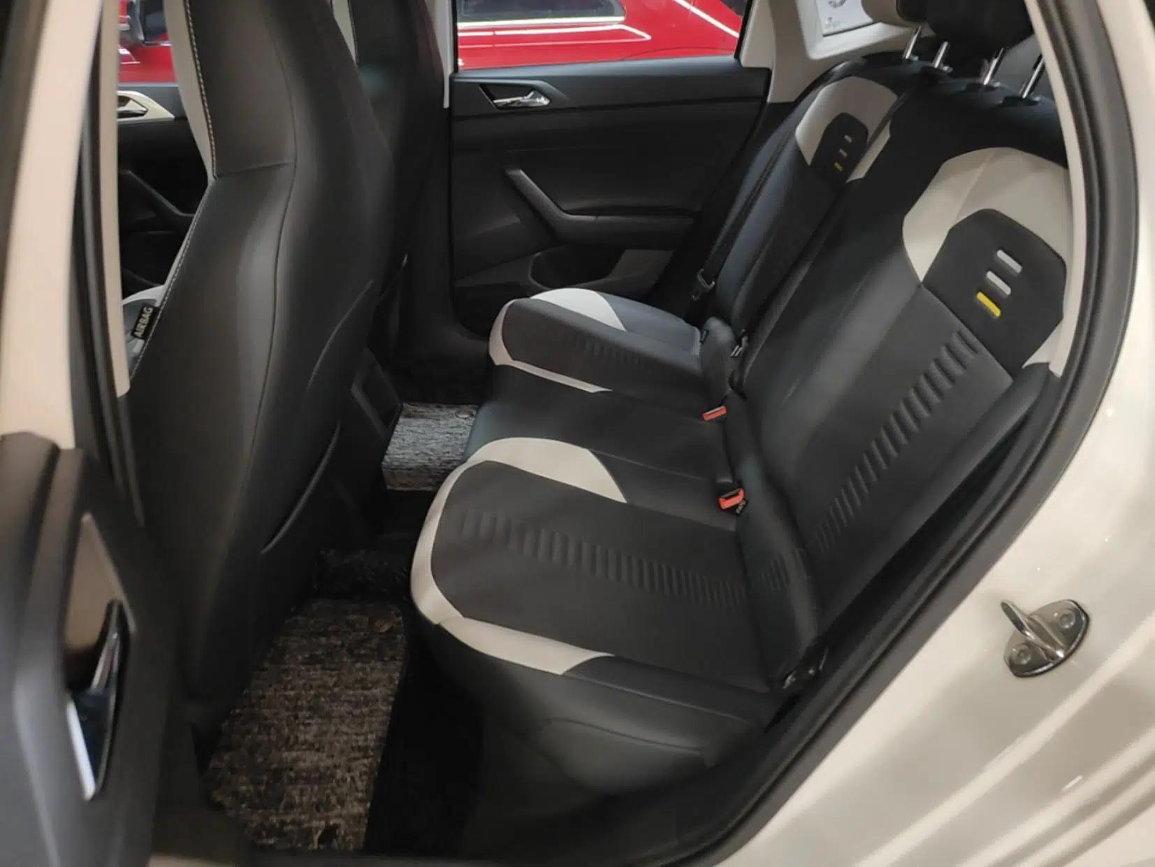 Volkswagen Polo 2021 Plus 1.5L Automatic Colorful Tech Edition — миниатюра 20