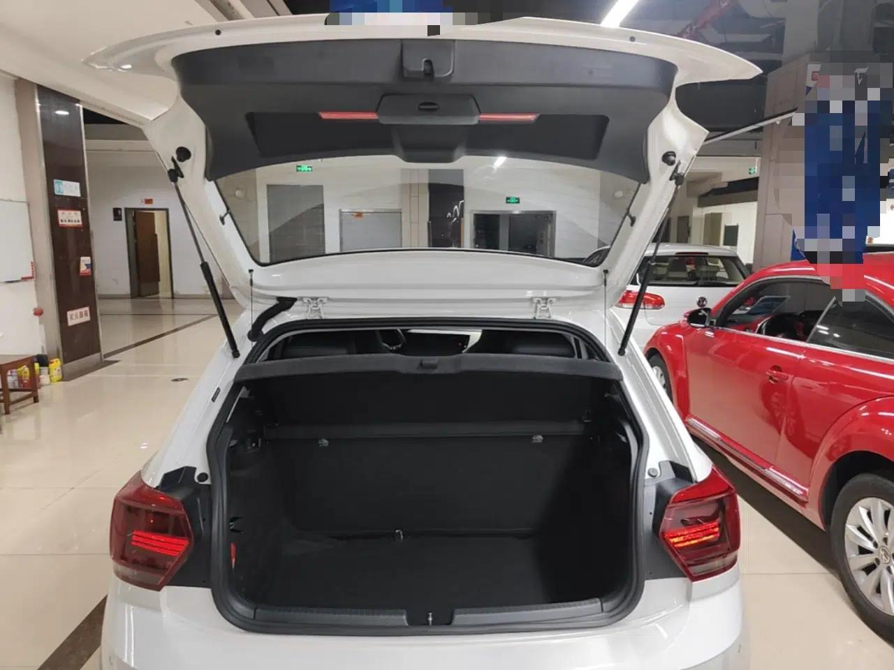 Volkswagen Polo 2021 Plus 1.5L Automatic Colorful Tech Edition — миниатюра 22